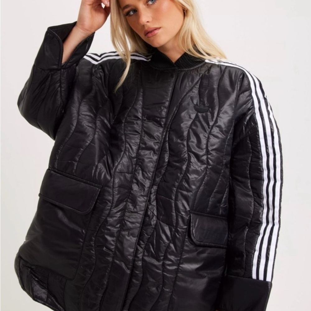 NWT $190 adidas Originals Premium Lightweight Oversized Quilted Jacket One Size